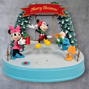 Disney‎ Ruz Motion Lights Animated Musical Christmas Decoration Mickey Donald